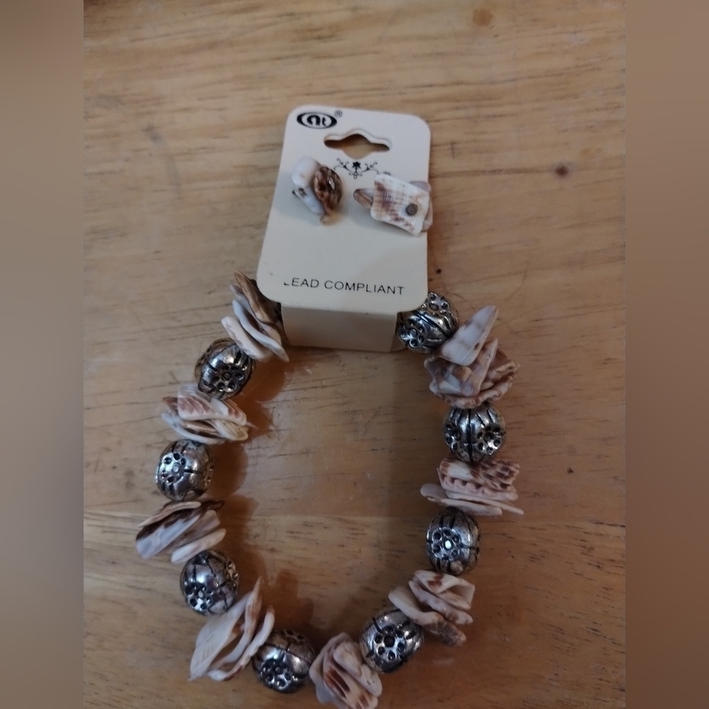 Boho Shell Bead Stretch Bracelet &  Earrings Set Coastal Beach Jewelry